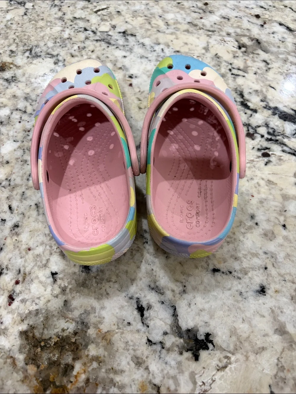 CROCS SzC13 Kids Pastel Multicolor Clog with Pink Strap